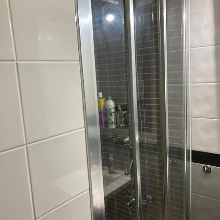 Daire Martsaras Piscina Sardina Gáldar