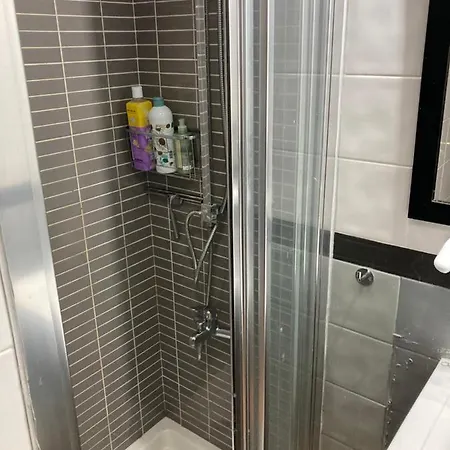 Martsaras Piscina Sardina アパート