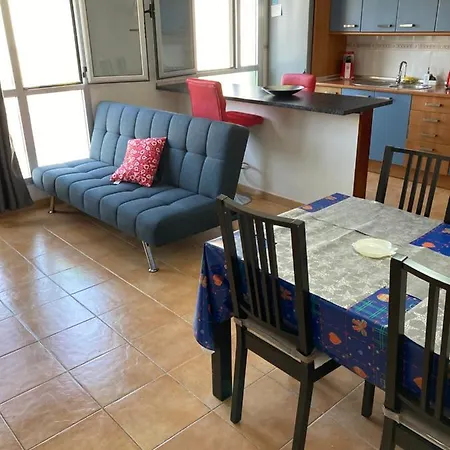 アパート Martsaras Piscina Sardina