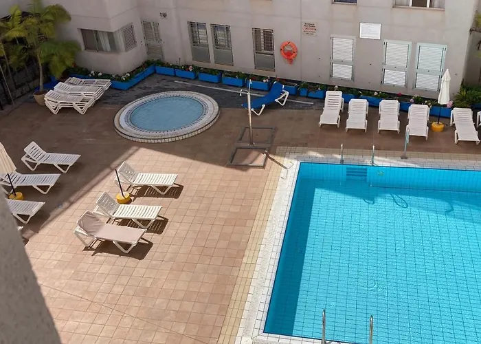 Martsaras Piscina Sardina * Gáldar